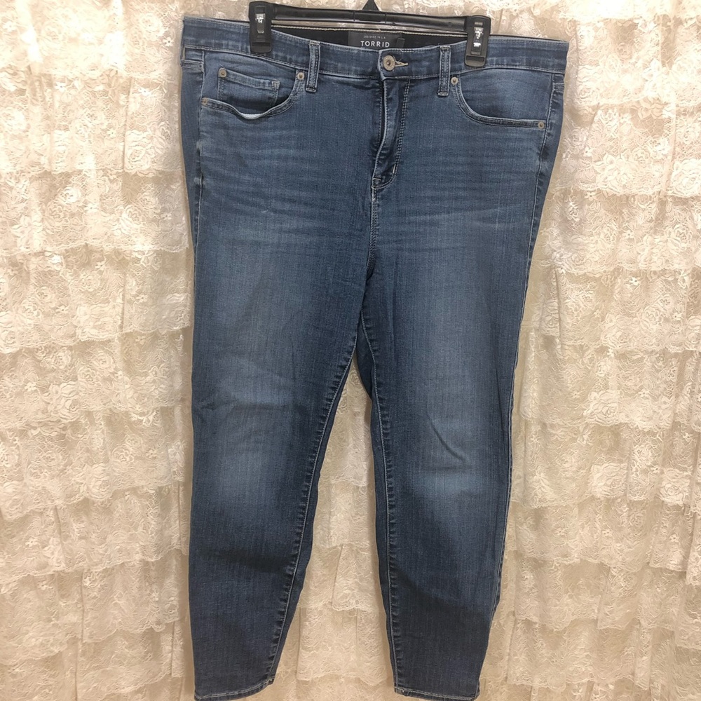 Torrid Denim Premium Skinny Jeans Size 18S